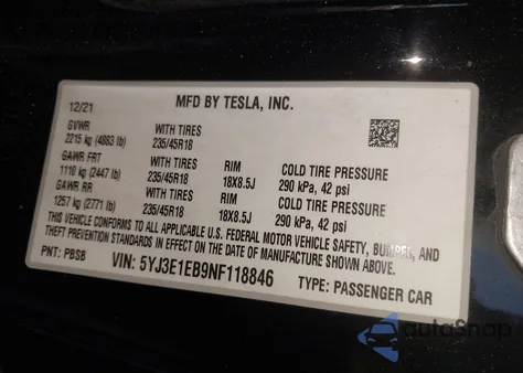 2022 Tesla Model 3 Long Range Dual Motor All-Wheel Drive z USA, uszkodzony, nr VIN 5YJ3E1EB9NF118846